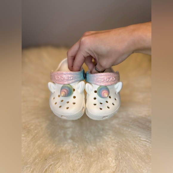 Crocs toddler classic “I Am Rainbow Unicorn” clog - Picture 3 of 7